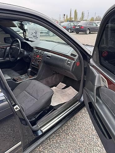 bme e34: Mercedes-Benz E-Class: 1996 г., 3.2 л, Автомат, Бензин, Седан — 9