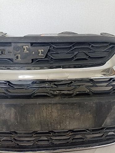 spark 7: Решетка радиатора Chevrolet 2019 г., Б/у, Оригинал — 2