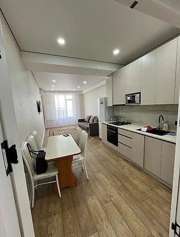 Светлая современная квартира с продуманной планировкой и полной