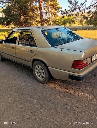 муфта 124: Mercedes-Benz W124: 1989 г., 2.3 л, Механика, Бензин, Седан — 4