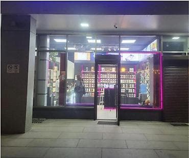 музыкальный магазин: Продажа магазинов В торговом центре, 29 м², 1 этаж — 1