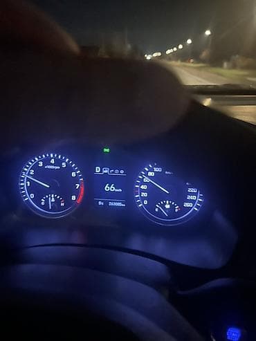 mini ev: Hyundai Sonata: 2018 г., 2 л, Автомат, Седан — 10