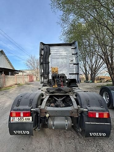 om 366: Тягач, Volvo, Без прицепа — 3