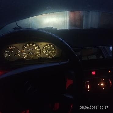 мотор скутер: Mercedes-Benz E-Class: 1990 г., 2.5 л, Механика, Дизель, Седан — 8
