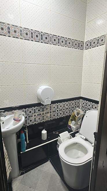 аренда квартира 12 район: 3 комнаталуу уйдун эки комнатасына квартирантарды алабыз 
Адрес:12 мкр — 4