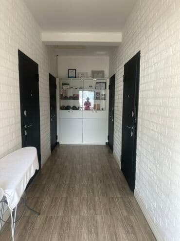 сдам частный дом без хозяина в бишкеке: Студия с мини-кухней и собственным санузлом - Уютный номер-студия — 13