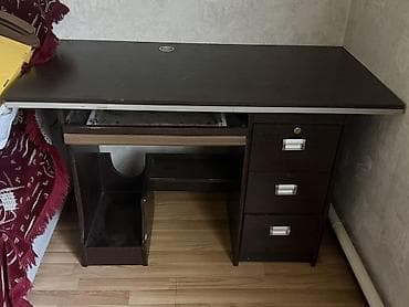 компьютерный стол трансформер: Компьютерный стол, Б/у, С полками — 1