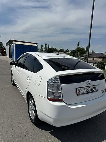 10 лет в одних руках: Toyota Prius: 2010 г., 1.5 л, Вариатор, Гибрид, Хэтчбэк — 2