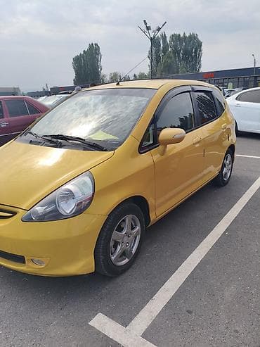 Продажа авто: Honda Jazz: 2008 г., 1.4 л, Вариатор, Бензин, Хэтчбэк — 3