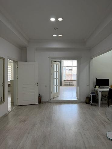 Батирлер: 5 жана андан көп, 341 м², Элитка, 7 кабат, Даяр ПСО (өзү оңдоп түзөтүп бүтүү үчүн) — 6