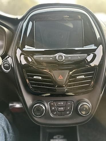 byd e7: Chevrolet Spark: 2018 г., 2 л, Автомат, Бензин, Хэтчбэк — 9