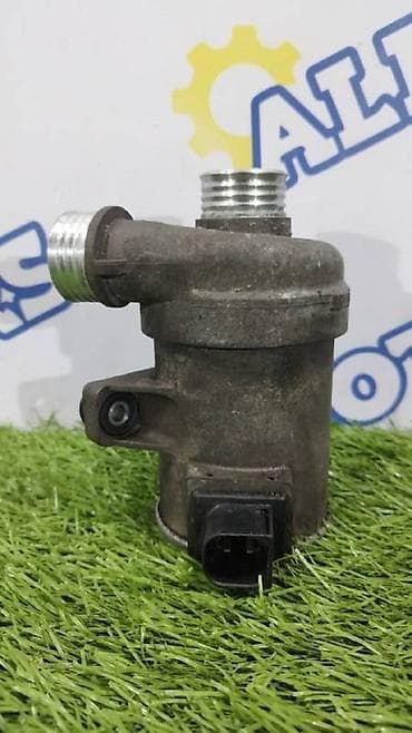 turbo: BMW 528xi (xDrive) v-2.0 turbo 2013 год электронная помпа — 1