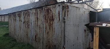 готовые гаражи: 18 м², Металлический — 1