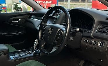 corolla runx: Toyota Crown: 2010 г., Автомат, Гибрид, Седан — 4