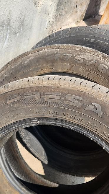 e39 540: 175/65/15 Летние, б.у. сост. хорошее снял с Fit. 2 одинаковые, еще 2 — 5