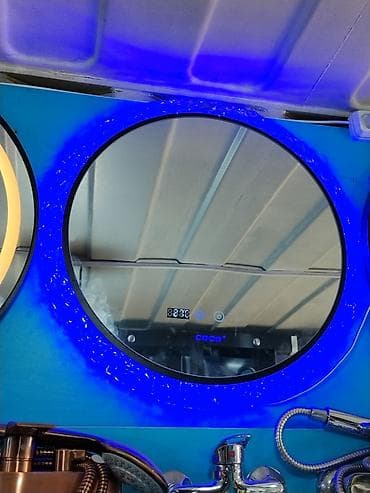 time try: Круглое зеркало с LED‑подсветкой и сенсорным управлением. - Диаметр — 1