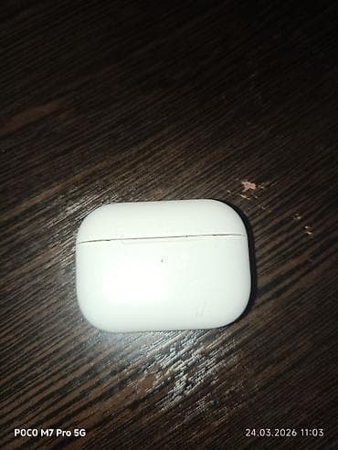 apple airpods 2: Apple AirPods Pro (беспроводные наушники с кейсом-зарядкой)на кейсе — 1