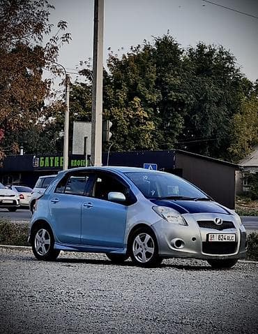 Toyota Vitz: 2005 г., 1.5 л, Автомат, Бензин, Хэтчбэк