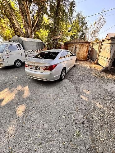 гольф первый: Hyundai Sonata: 2013 г., 2 л, Автомат, Газ, Седан — 7