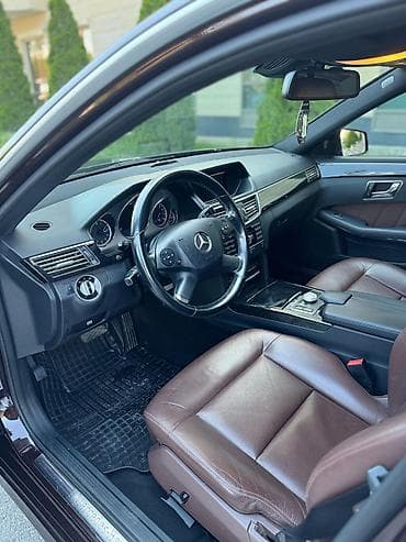 mers e124: Mercedes-Benz E-Class: 2010 г., 3.5 л, Автомат, Бензин, Седан — 9