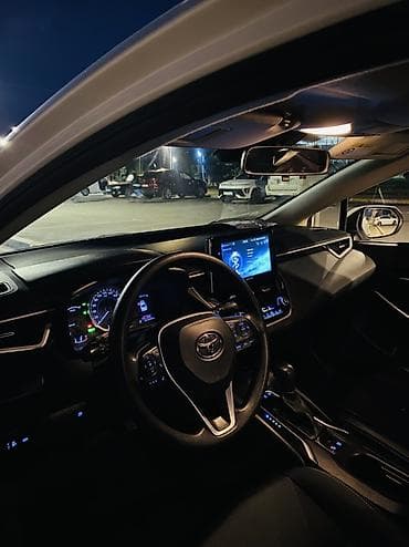 runx alex: Toyota Corolla: 2020 г., 1.8 л, Автомат, Гибрид, Седан — 6