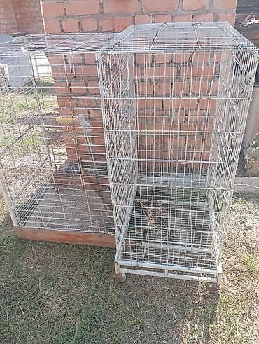 платформа для перевозки пчел: Металлические клетки для животных (2 шт.) - Материал: прочная — 1