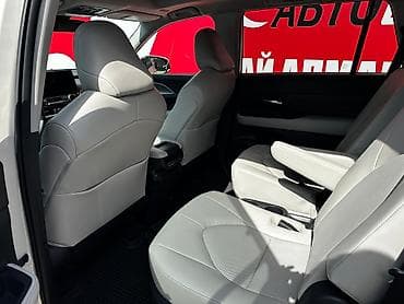 гранд хайлендер 2024: Toyota Grand Highlander: 2024 г., 2.5 л, Вариатор, Гибрид, Кроссовер — 10