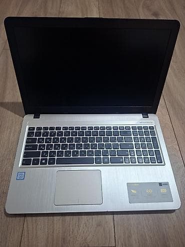 Ноутбук ASUS VivoBook 15 (X540UAR) - Экран 15.6", матовое покрытие