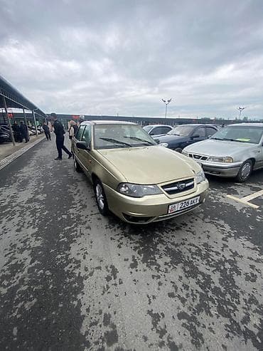 Транспорт: Daewoo Nexia: 2010 г., 1.6 л, Кол менен иштөөчү, Бензин, Седан — 1