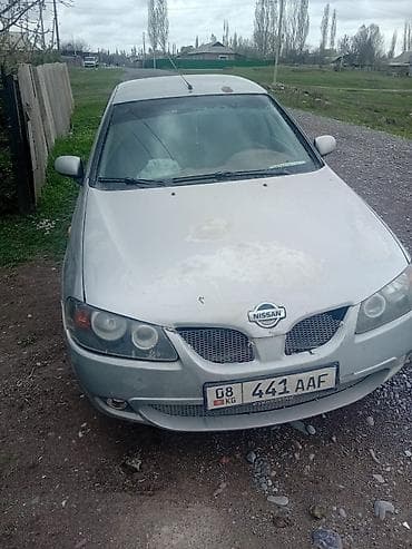 Nissan Almera: 2001 г., 1.8 л, Кол менен иштөөчү, Бензин, Седан — 1