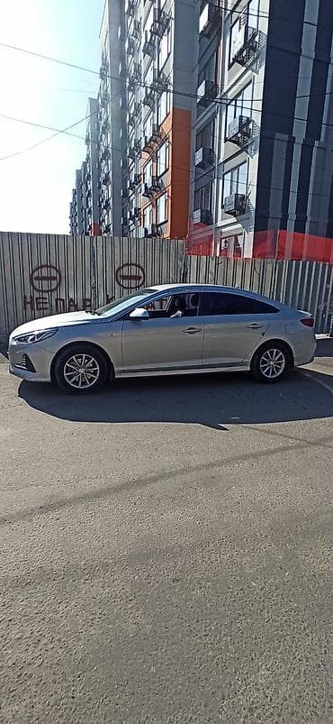 уна: Hyundai Sonata: 2019 г., Автомат, Газ, Седан — 2