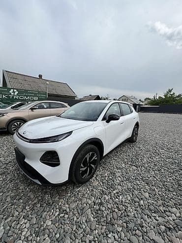 жугули 06: Changan Qiyuan Q05: 2026 г., Робот, Электромобиль, Кроссовер — 2