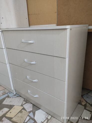 тумба цвет белый: Комоды новые 
Все в наличии
Чисто белый гладкий — 2