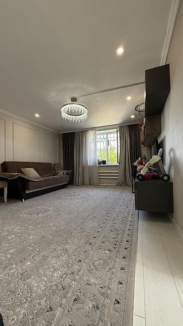 Недвижимость: 🏡 **СРОЧНО ПРОДАЕТСЯ 2-этажный дом!** ✨ 5 комнат 📐 Общая площадь — — 4