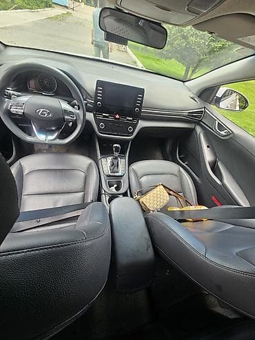 sonata dn8 2021: Hyundai Ioniq: 2020 г., 1.6 л, Автомат, Гибрид, Хэтчбэк — 3