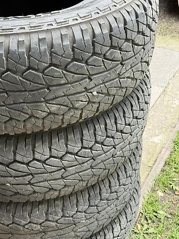 Продаю шины Unigrip 265/70/R17LT A/T Характеристики: - Тип