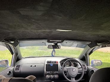 fit 2002: Honda Fit: 2002 г., 1.3 л, Автомат, Бензин, Хэтчбэк — 5