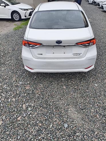 lexus lx600: Toyota Corolla: 2022 г., 1.8 л, Вариатор, Гибрид, Седан — 7