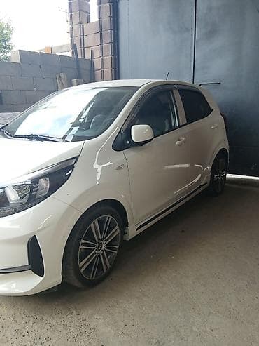 mersedes g class: Kia Picanto: 2022 г., Бензин, Хэтчбэк — 3