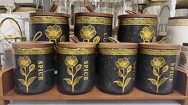 декор для кухни: Набор кухонных аксессуаров и декора: - Банки для специй и сыпучих — 1