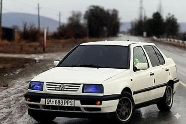 matiz diska: Volkswagen Vento: 1998 г., 1.8 л, Механика, Газ — 3