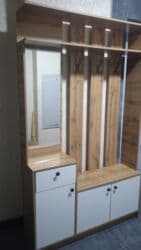 Кийим салуучу шкафтар: Кире бериш үчүн шкаф, Колдонулган, Күзгүсү менен, Башка материал — 2