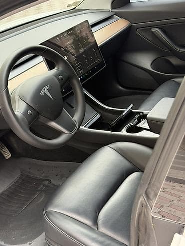 меняю на недвижимость: Tesla Model 3: 2021 г., Электромобиль, Седан — 9