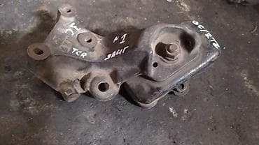 Подушка коробки передач Toyota Б/у, Оригинал