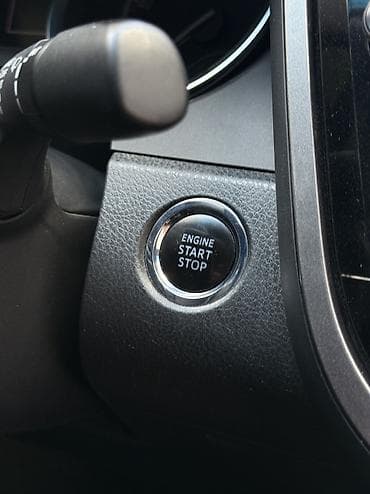 Продажа авто: Toyota Camry: 2018 г., 2.5 л, Автомат, Бензин, Седан — 5