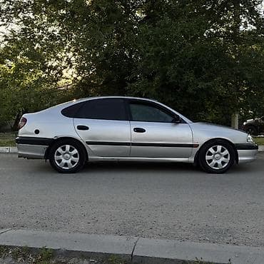 Toyota: Toyota Avensis: 2002 г., 1.8 л, Автомат, Бензин, Лифтбек — 4