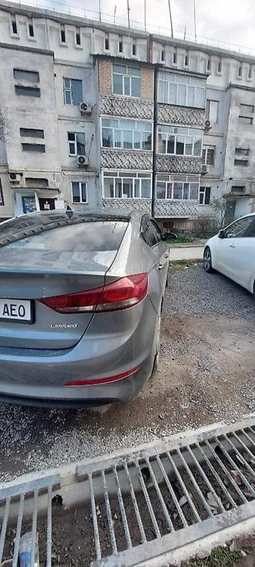 Продажа авто: Hyundai Elantra: 2018 г., 2 л, Автомат, Бензин, Седан — 3