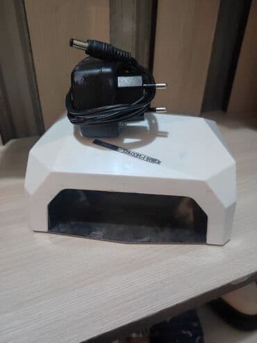 Лед лампа для маникюра и шеллака,б/у,цена 1300 сом,со всеми at lalafo.kg Лед лампа для маникюра и шеллака,б/у,цена 1300 сом,со всеми