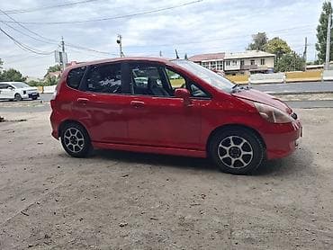 Honda Fit: 2002 г., 1.3 л, Вариатор, Бензин, Хэтчбэк — 9