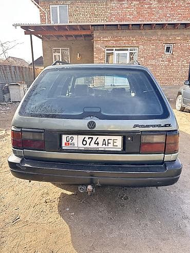 Унаа сатуу: Volkswagen Passat: 1988 г., 1.8 л, Механика, Бензин — 3